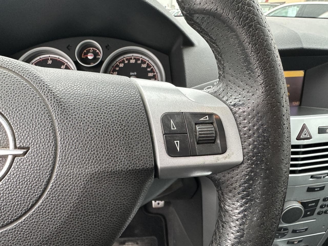 2007 Opel Astra - 12