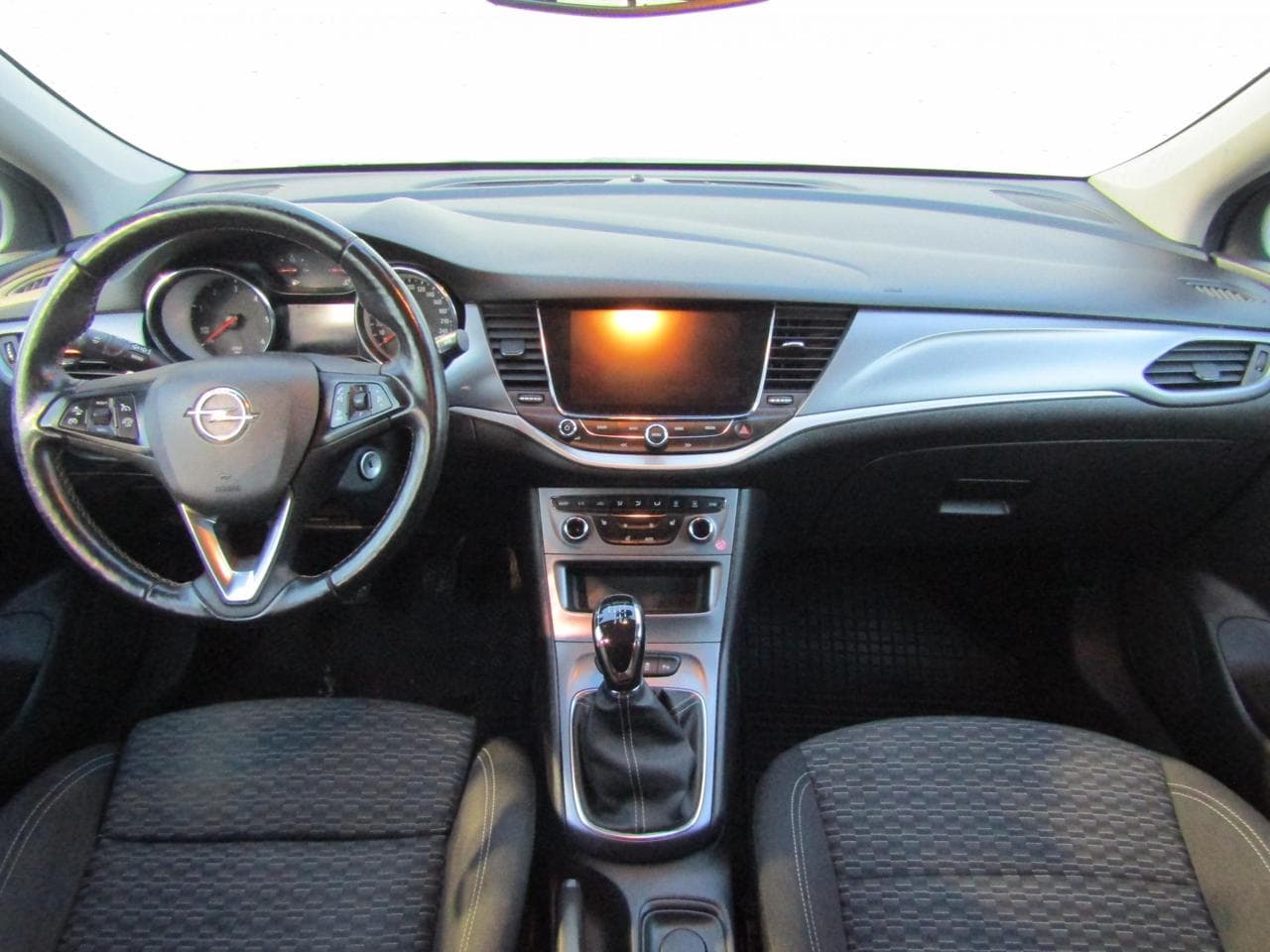 2018 Opel ASTRA - 8