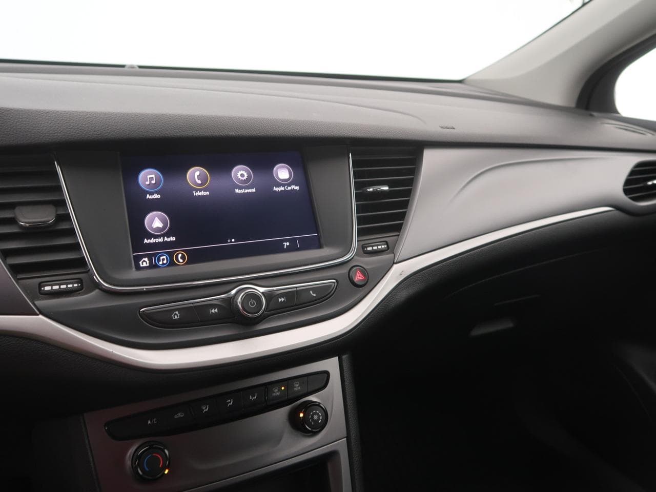 2020 Opel ASTRA - 18