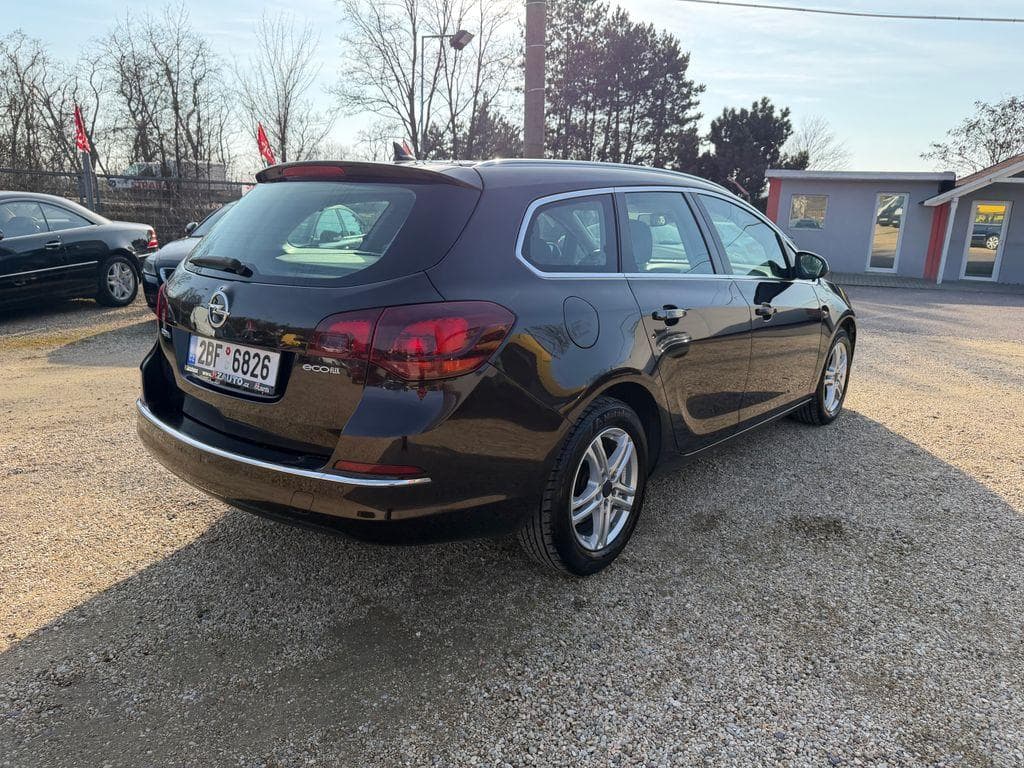 2014 Opel ASTRA - 7
