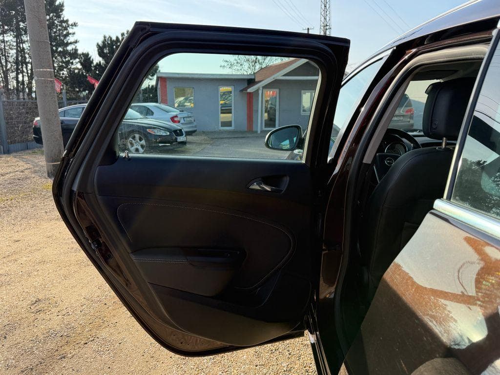 2014 Opel ASTRA - 13