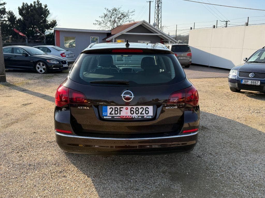 2014 Opel ASTRA - 4
