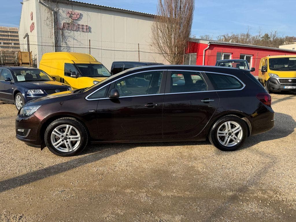 2014 Opel ASTRA - 2