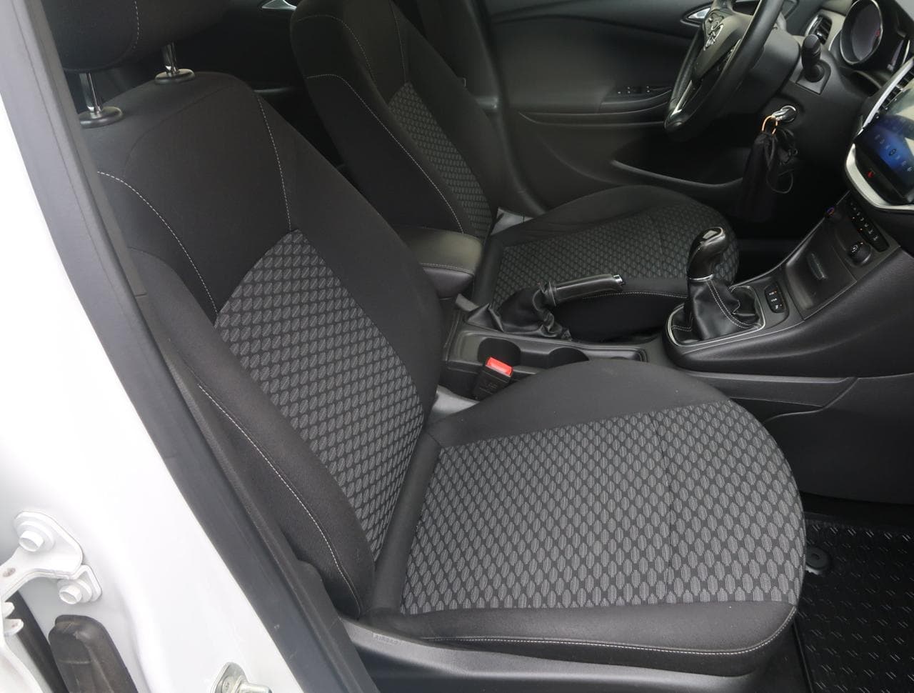 2016 Opel Astra - 12