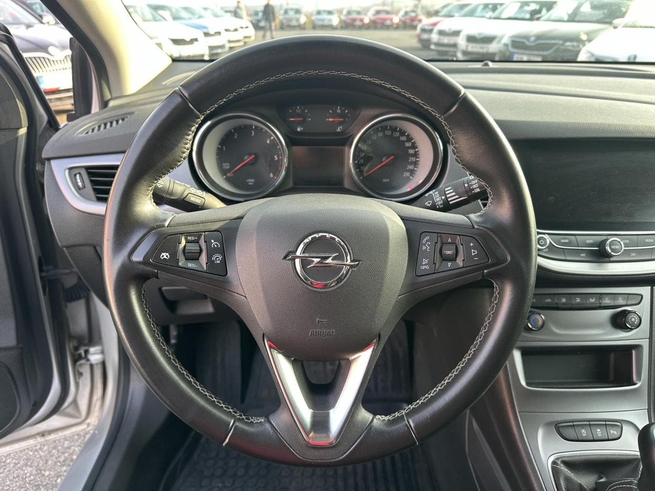 2018 Opel ASTRA - 11