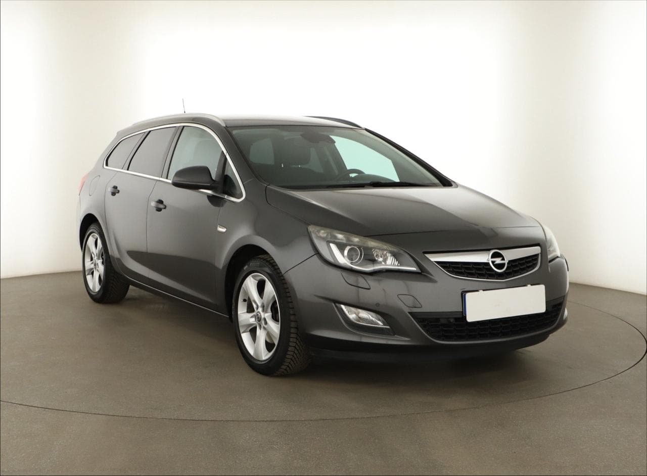 Opel Astra 1.7 CDTI 92kW kombi