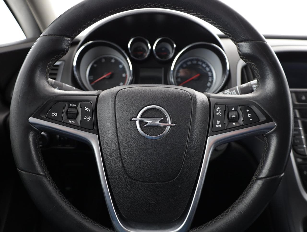 2015 Opel Astra - 14