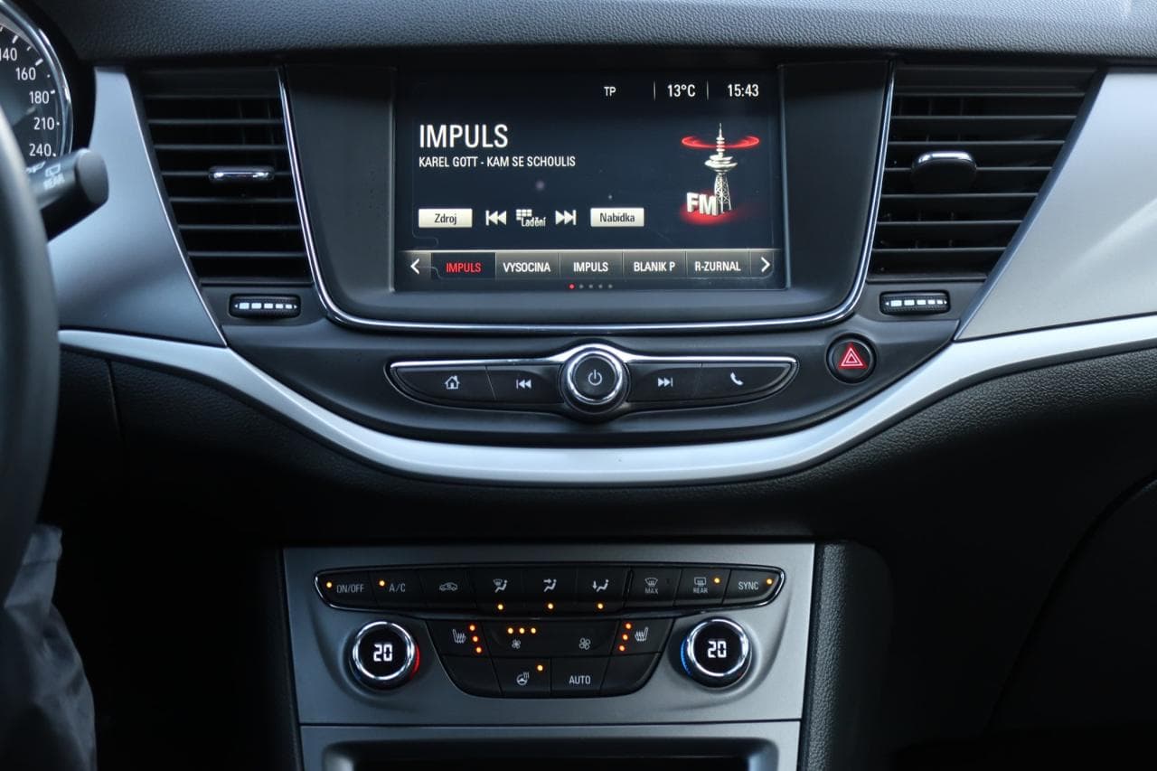 2019 Opel Astra - 18