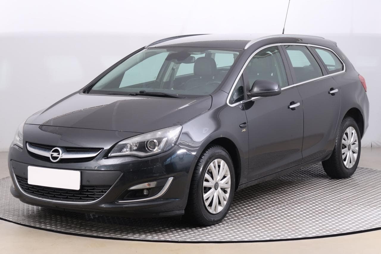 2012 Opel Astra - 3