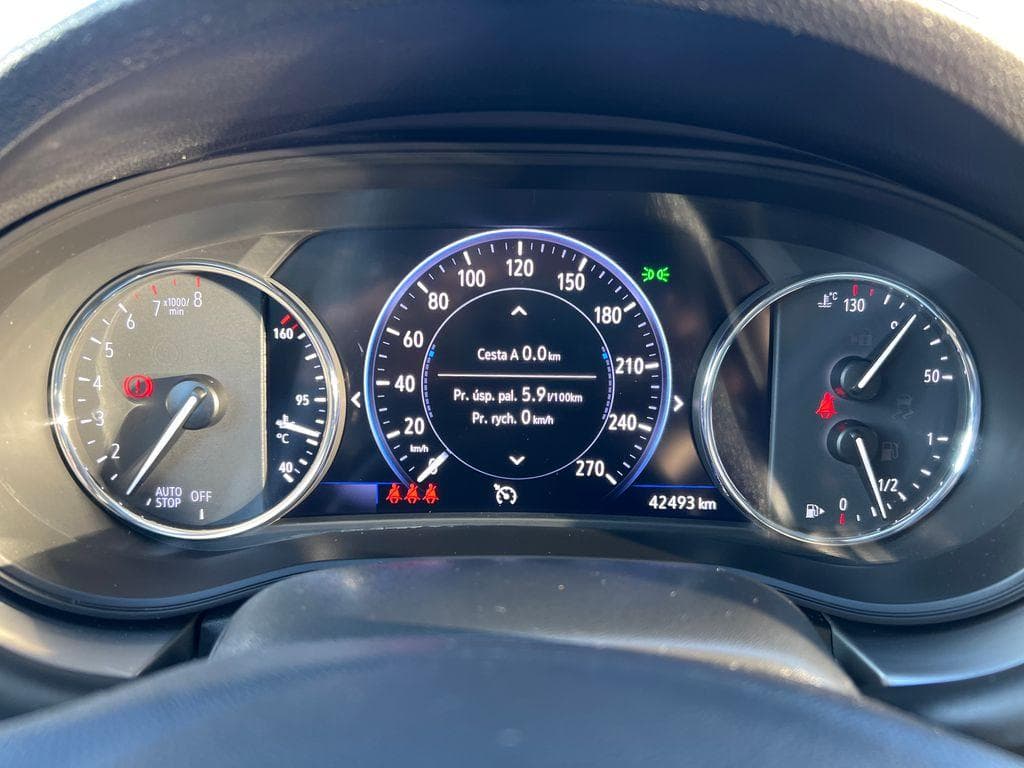 2020 Opel Astra - 10