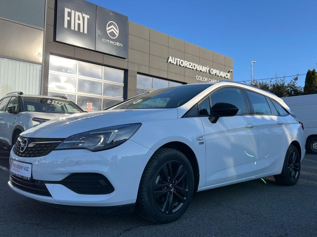 Opel Astra 1.2 130k SERVIS ZÁRUKA TAŽNÉ kombi