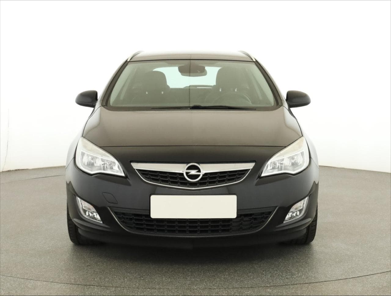 2011 Opel Astra - 2