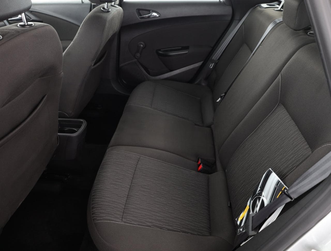 2016 Opel Astra - 12