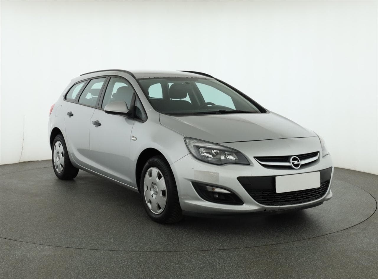 Opel Astra 1.6 CDTI 81kW kombi