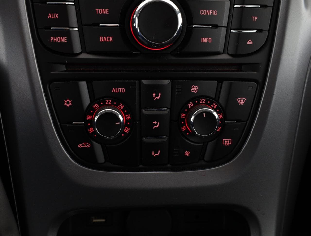 2016 Opel Astra - 18