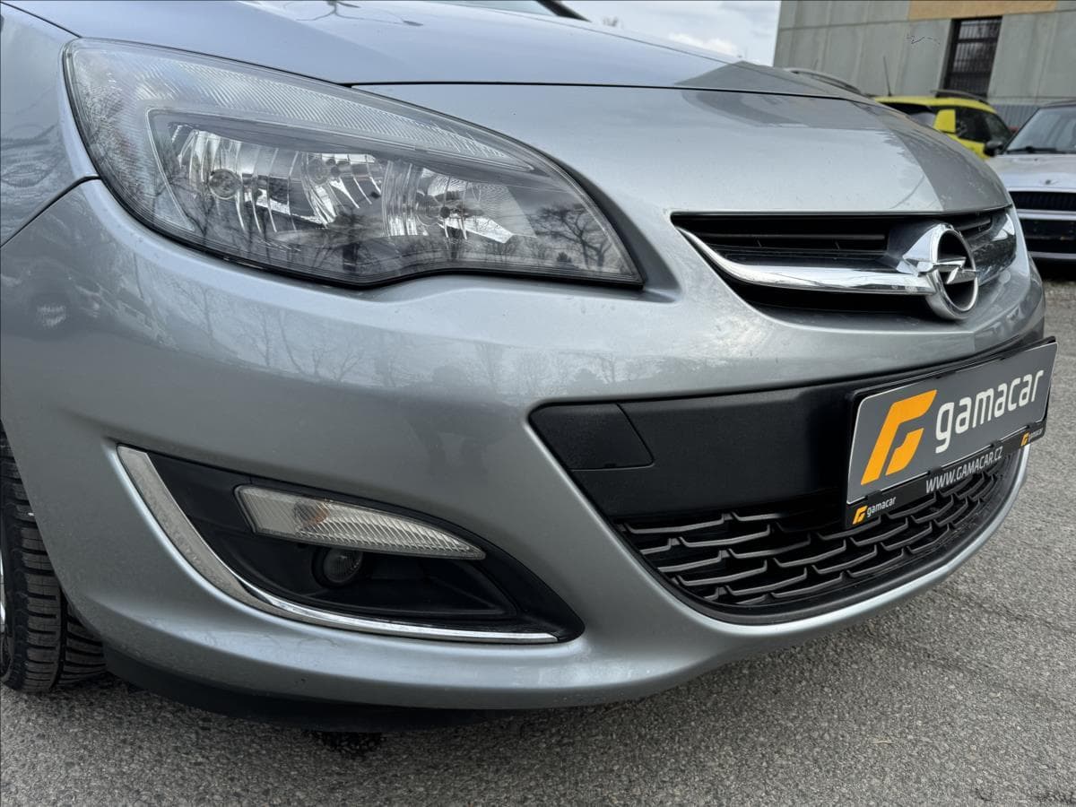 2013 Opel Astra - 17