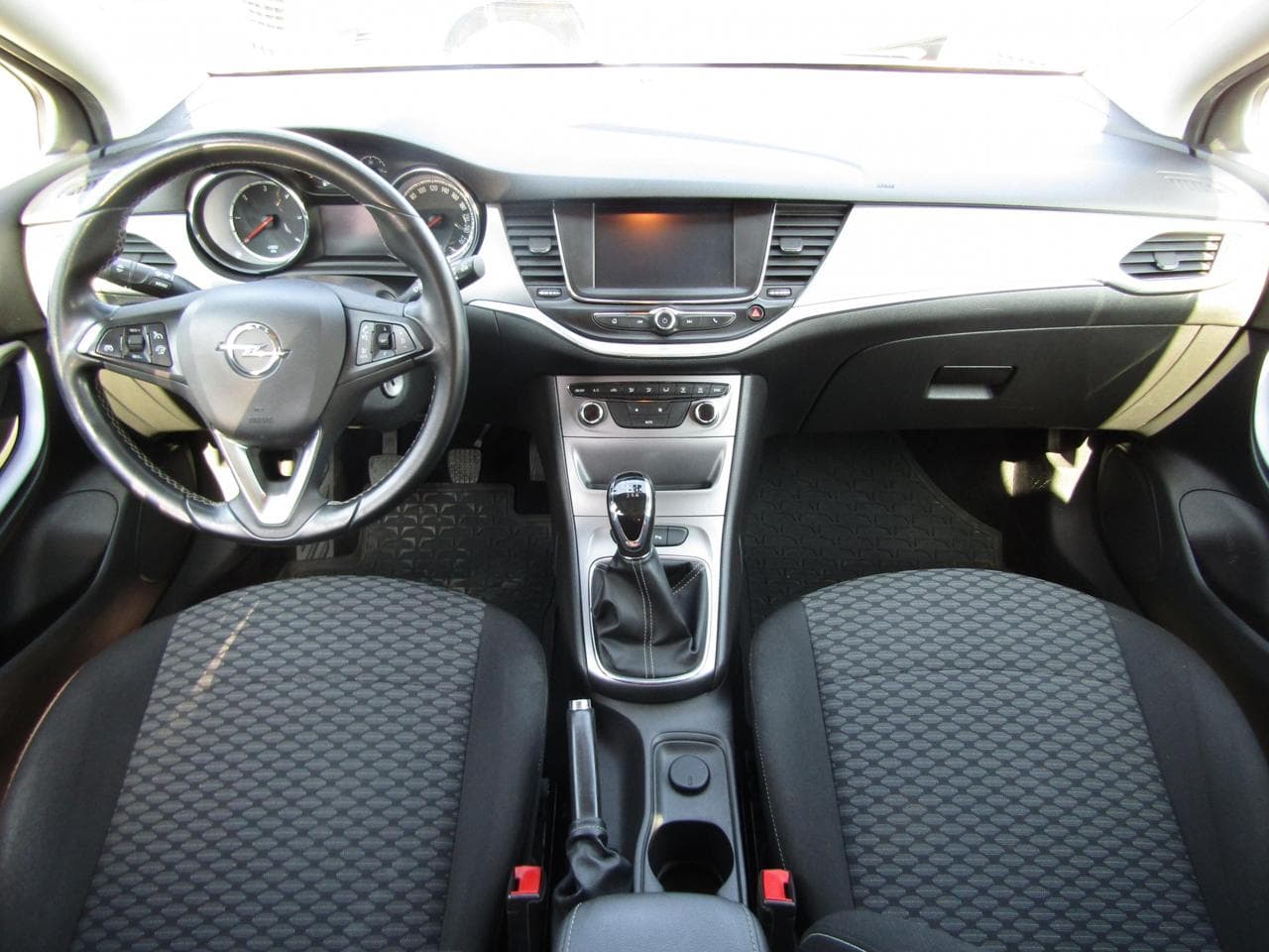 2016 Opel ASTRA - 8