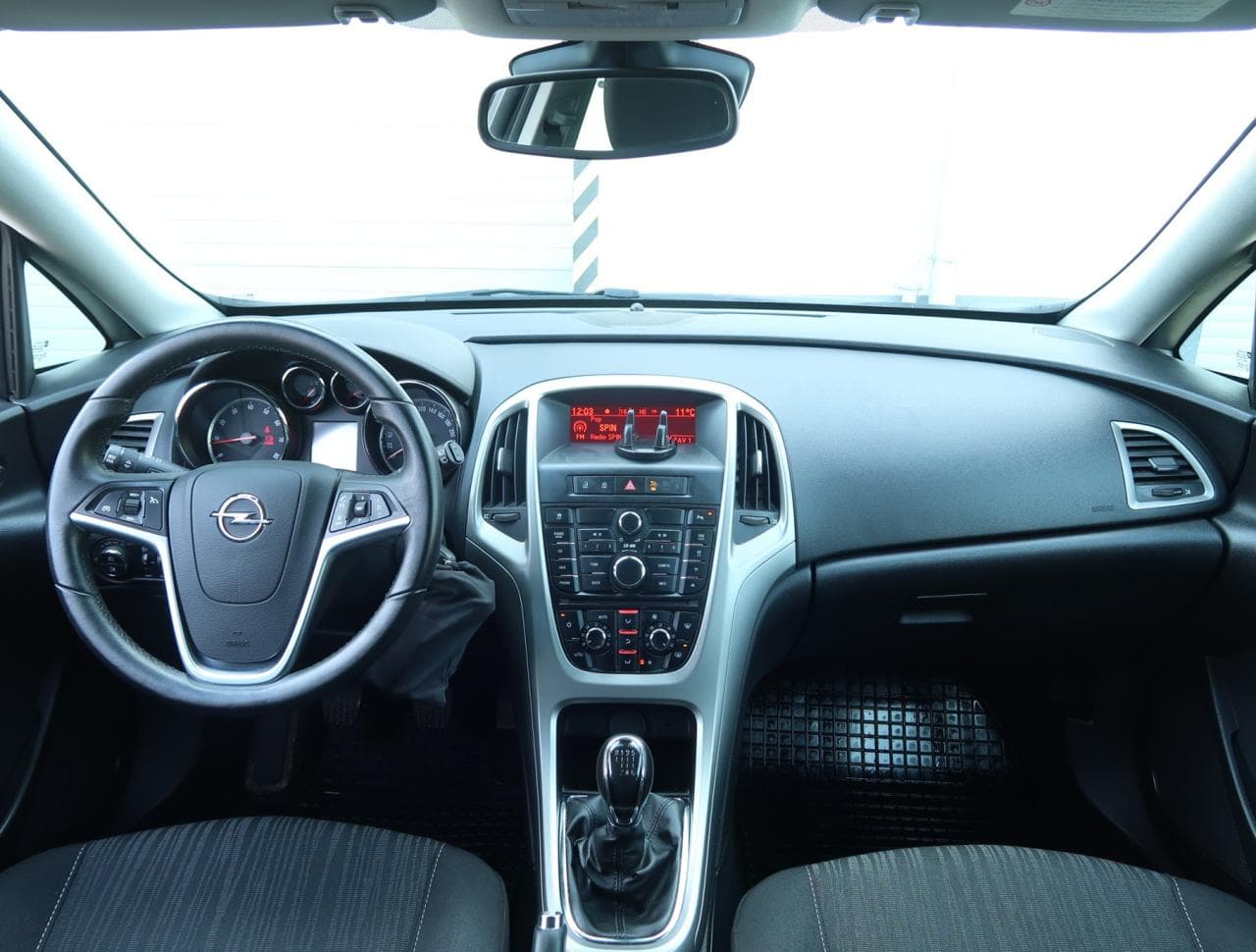 2011 Opel ASTRA - 10