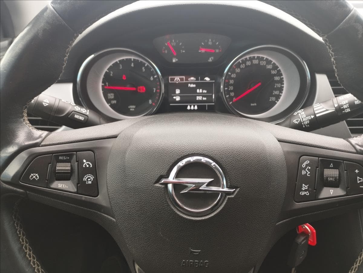 2018 Opel Astra - 27