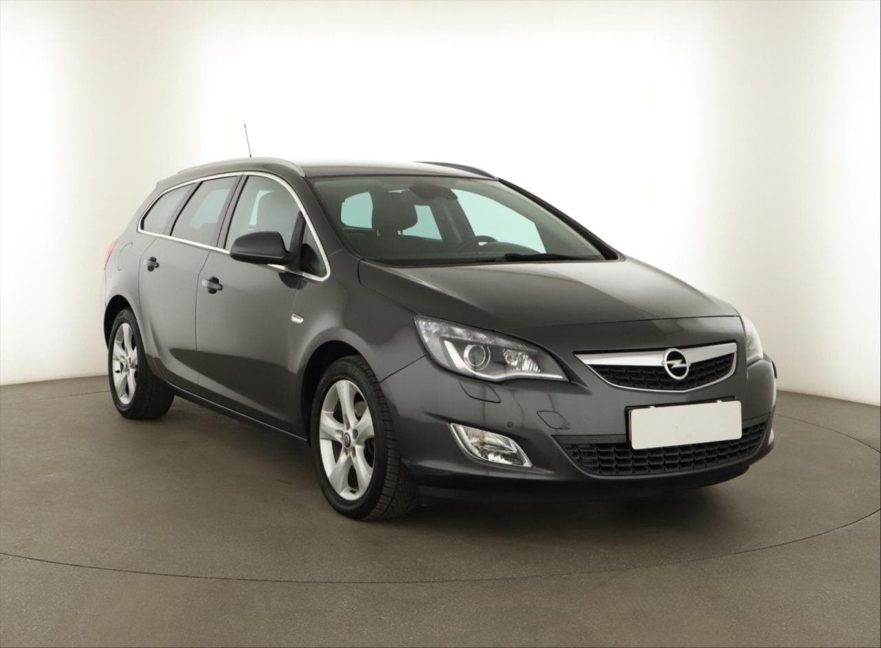 2012 Opel ASTRA