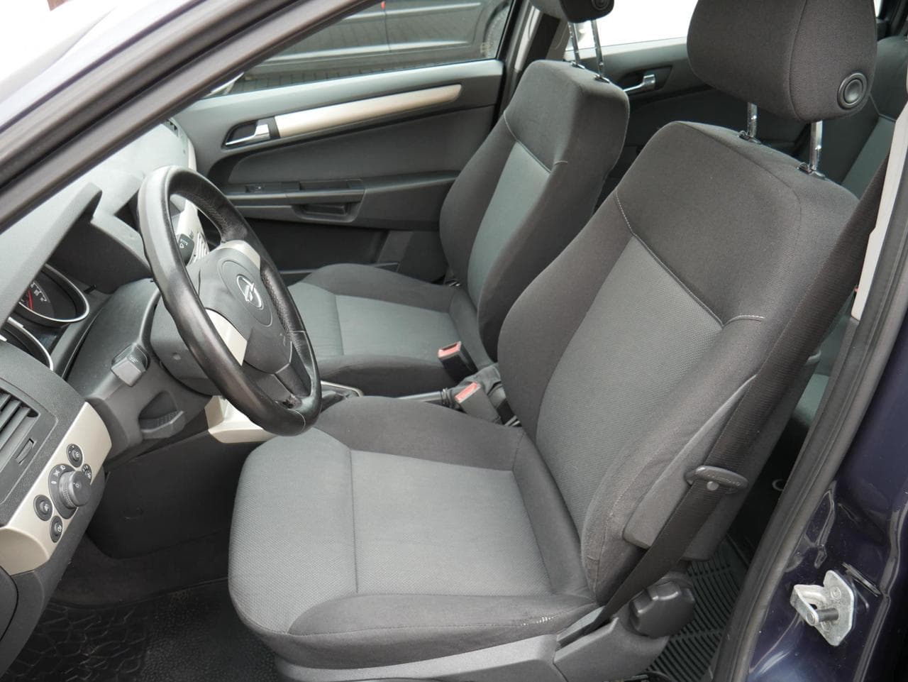 2007 Opel ASTRA - 14