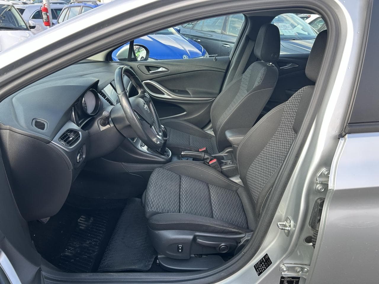 2017 Opel ASTRA - 14