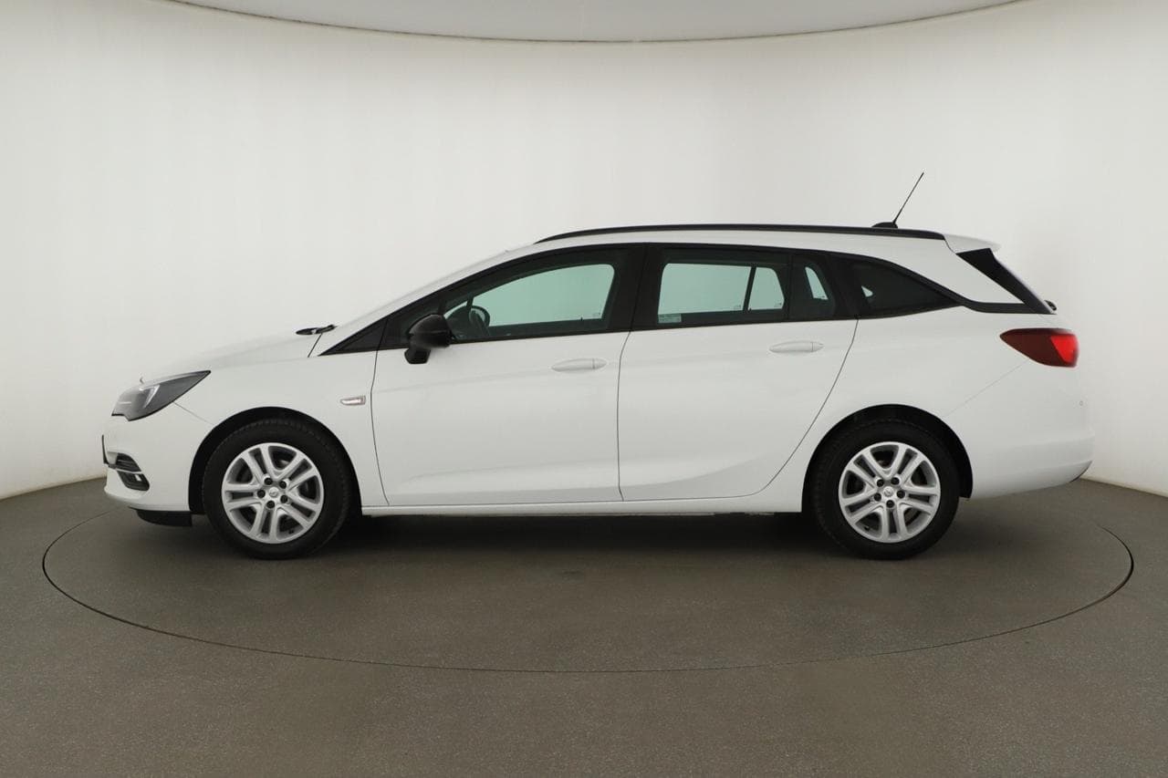 2022 Opel ASTRA - 4