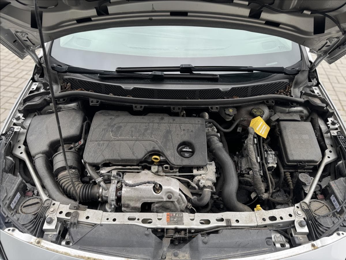 2019 Opel ASTRA - 19