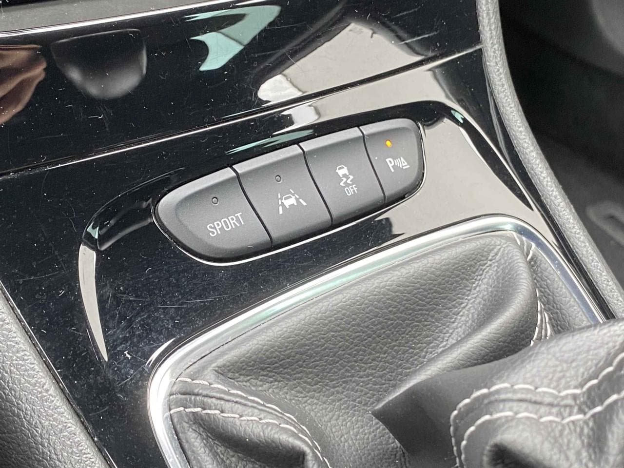 2017 Opel ASTRA - 17