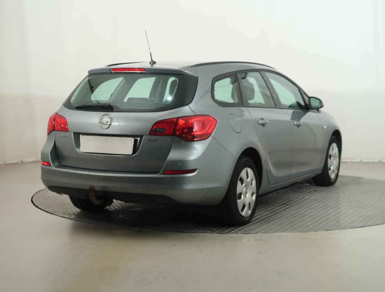 2011 Opel ASTRA - 7