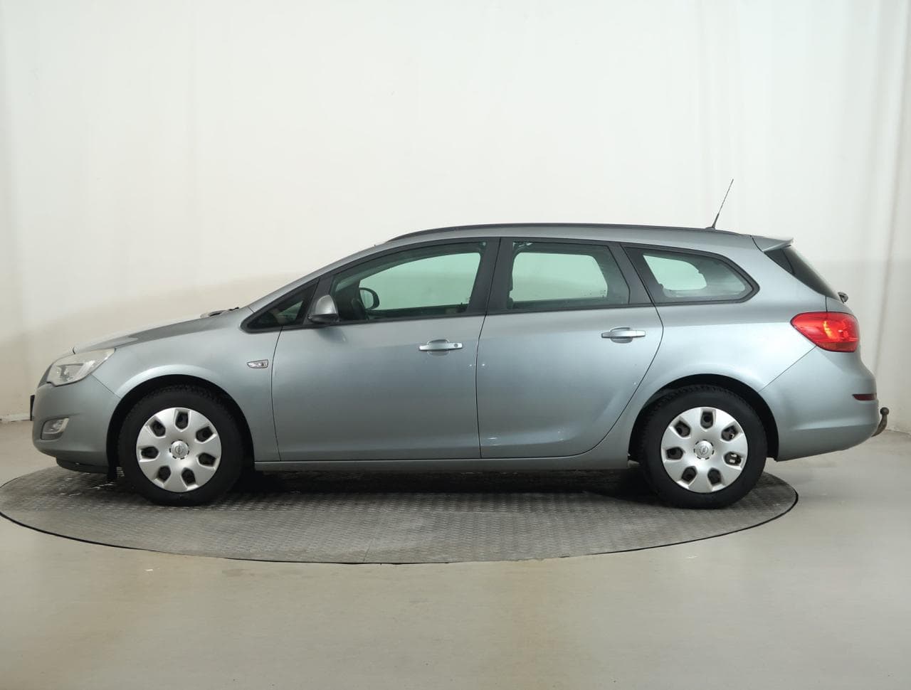 2011 Opel ASTRA - 4
