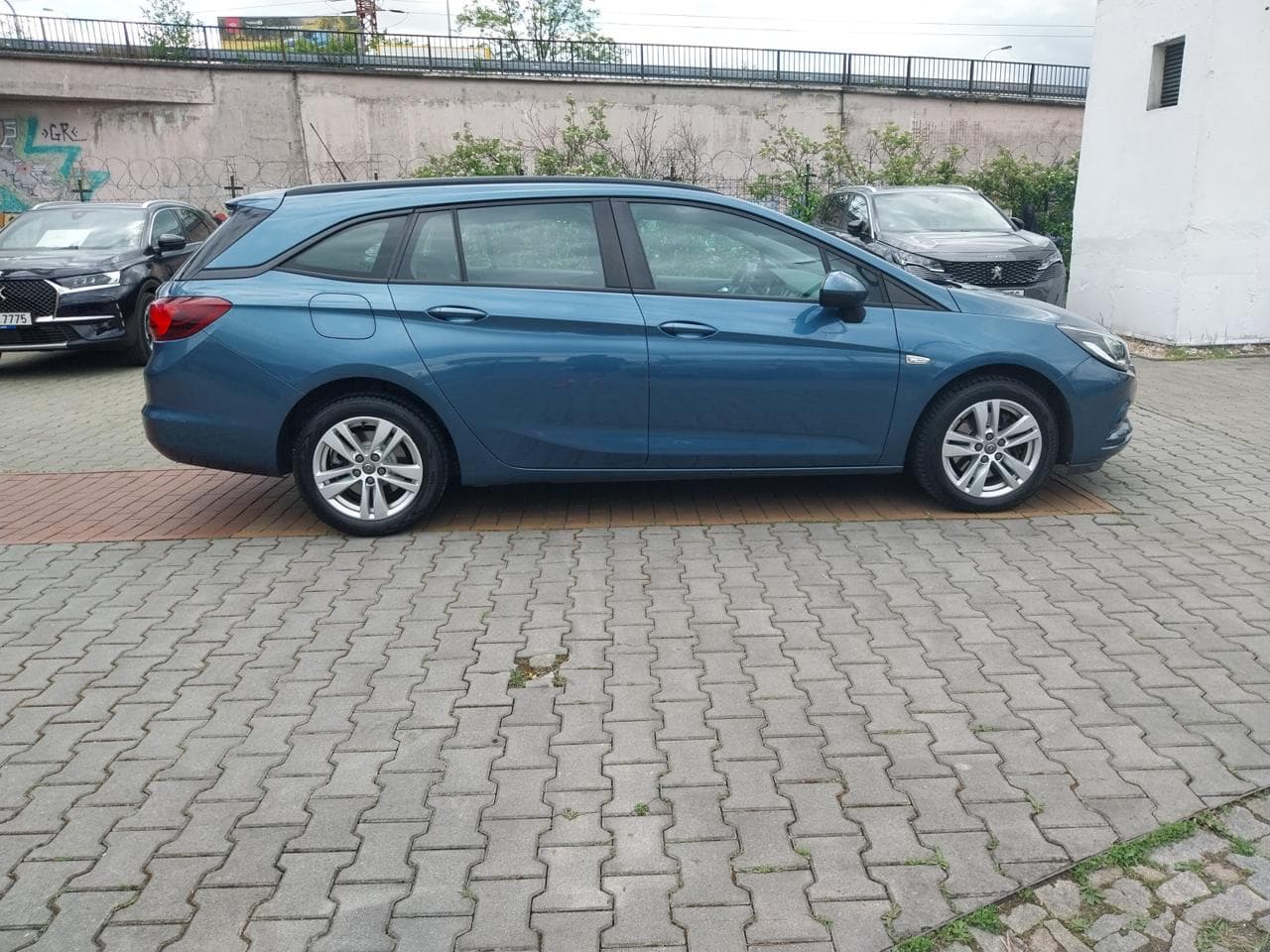 2016 Opel ASTRA - 8