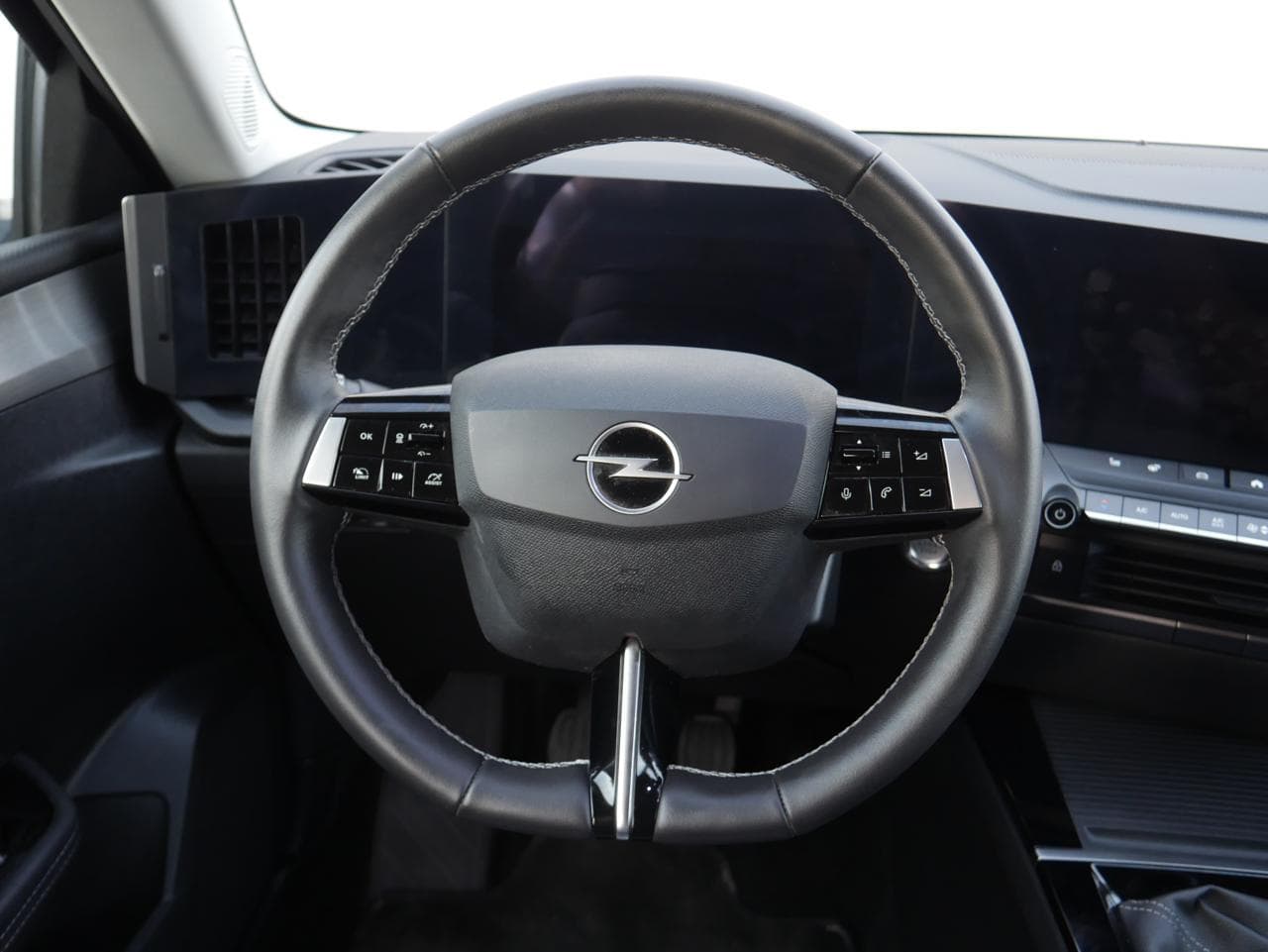 2023 Opel ASTRA - 14
