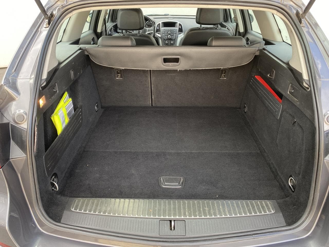 2012 Opel ASTRA - 7