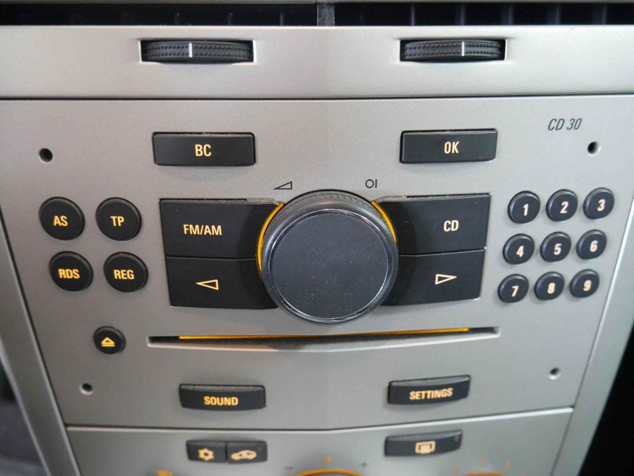 2007 Opel ASTRA - 36