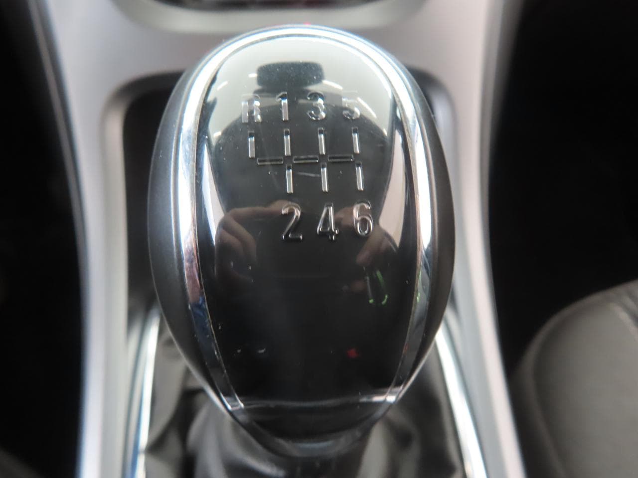 2015 Opel ASTRA - 33