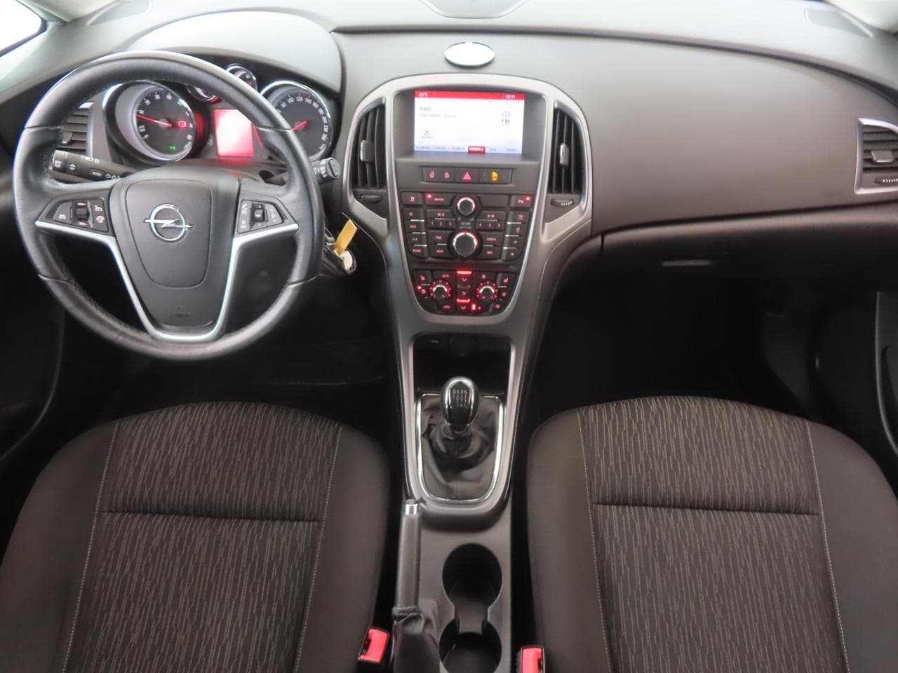 2015 Opel ASTRA - 17