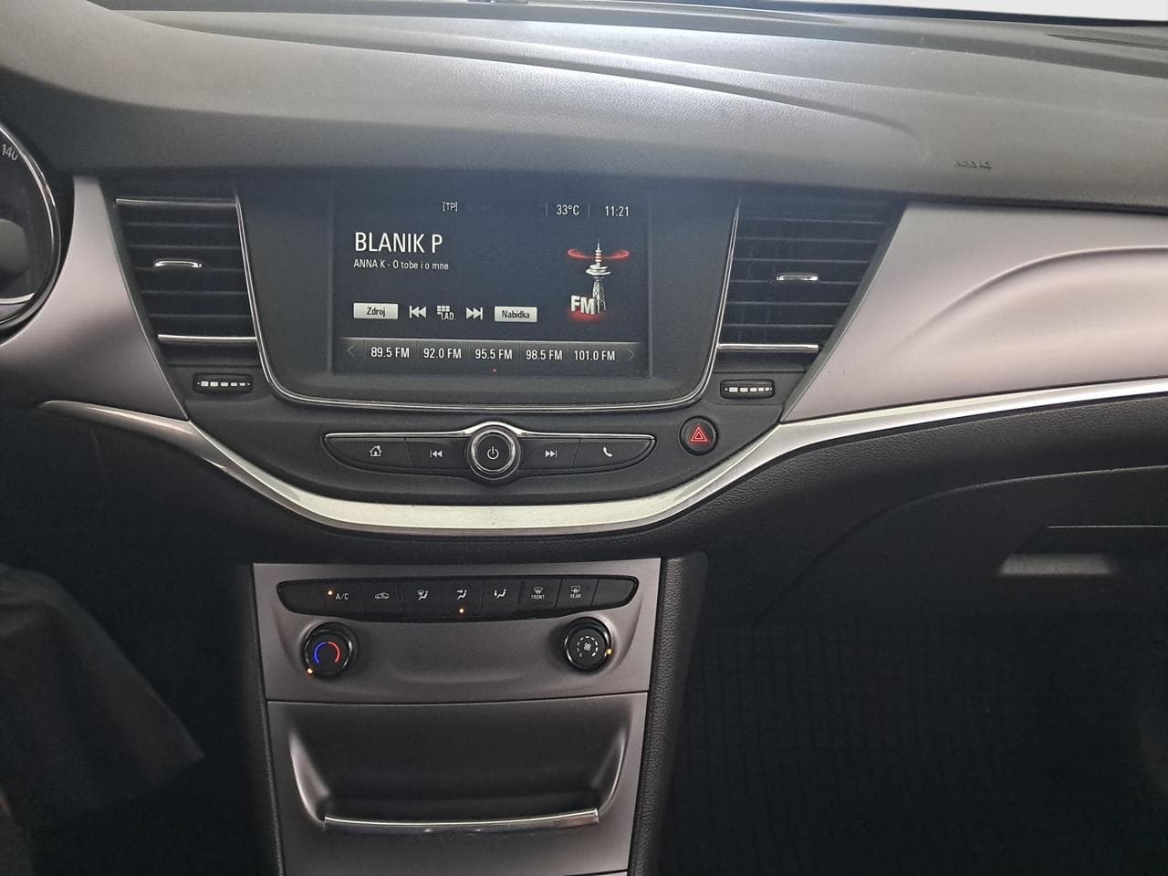 2016 Opel ASTRA - 29