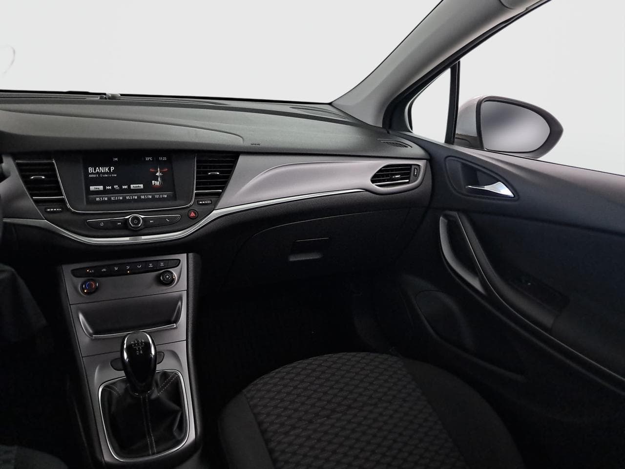 2016 Opel ASTRA - 16