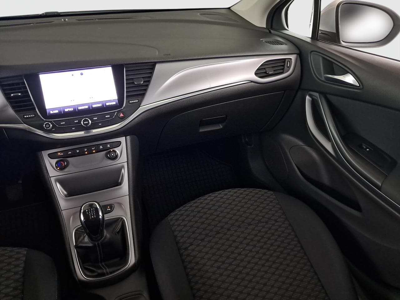 2017 Opel ASTRA - 11
