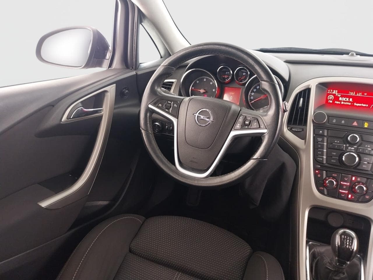 2011 Opel ASTRA - 9