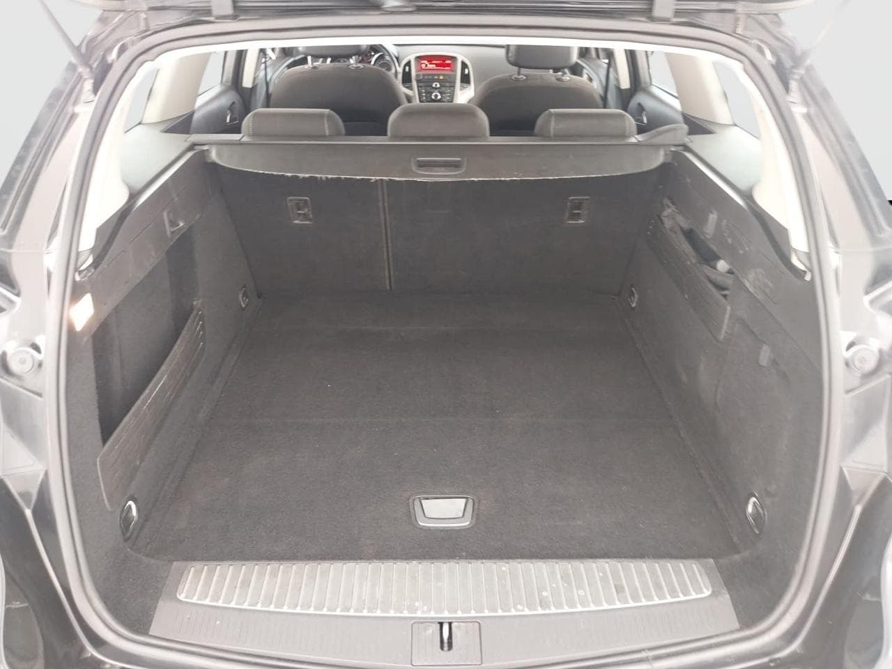 2011 Opel ASTRA - 20