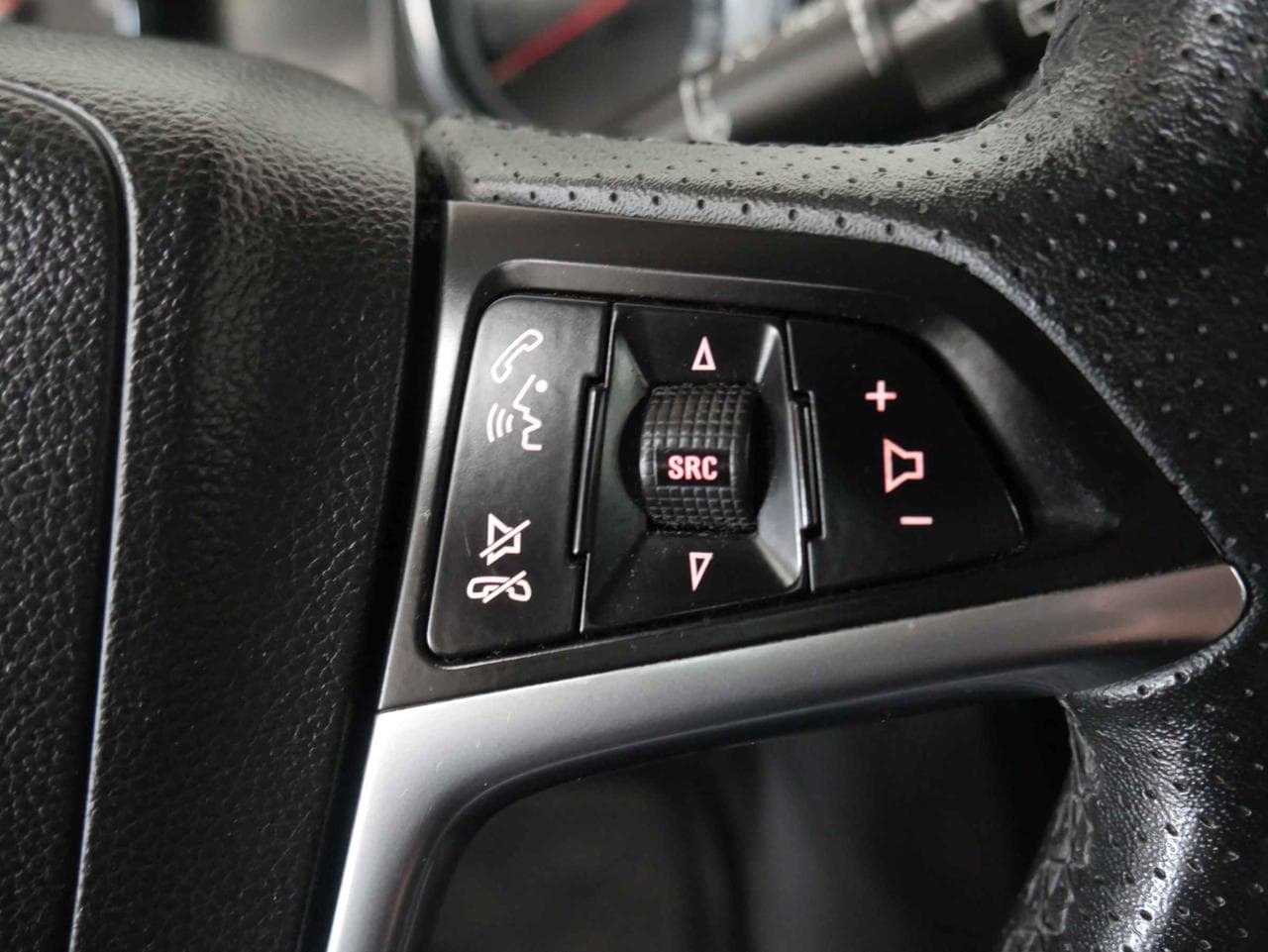 2011 Opel ASTRA - 15