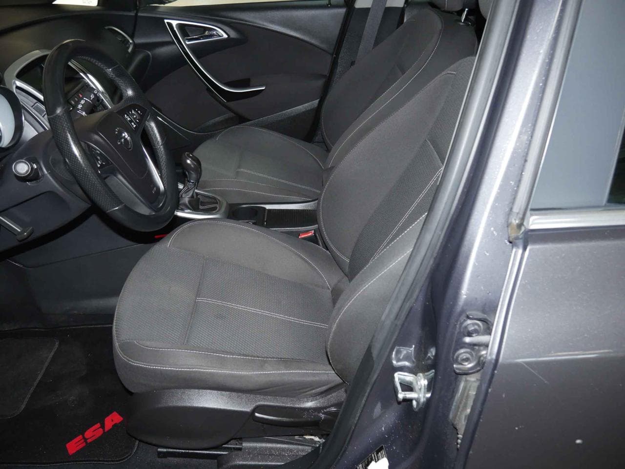 2011 Opel ASTRA - 9