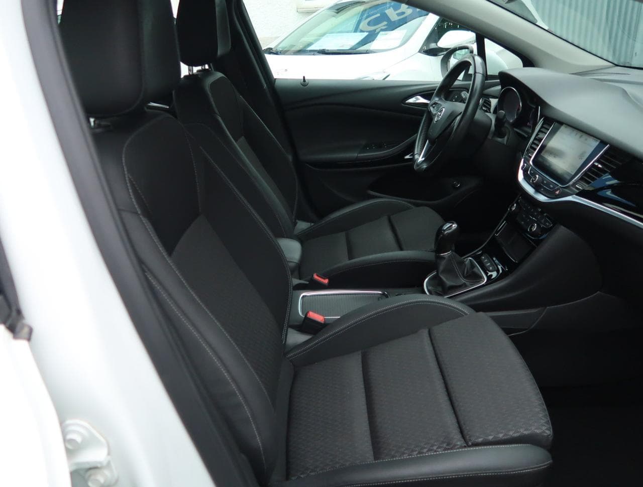 2019 Opel ASTRA - 12