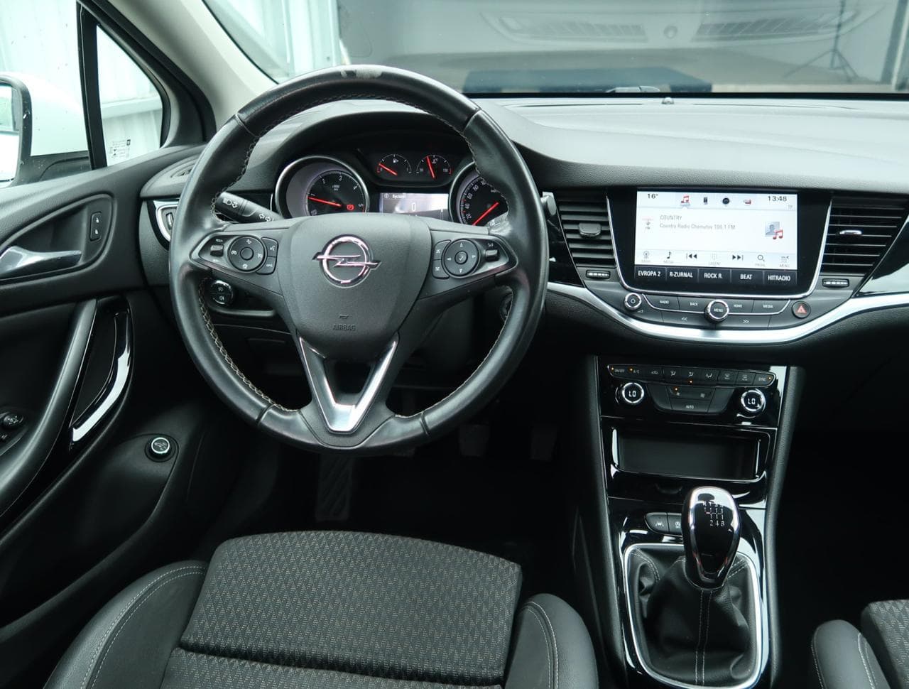 2019 Opel ASTRA - 9