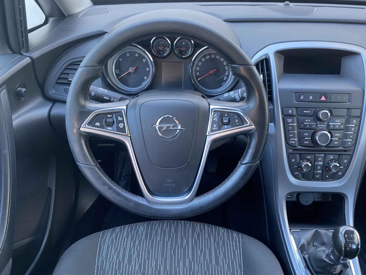 2016 Opel ASTRA - 11