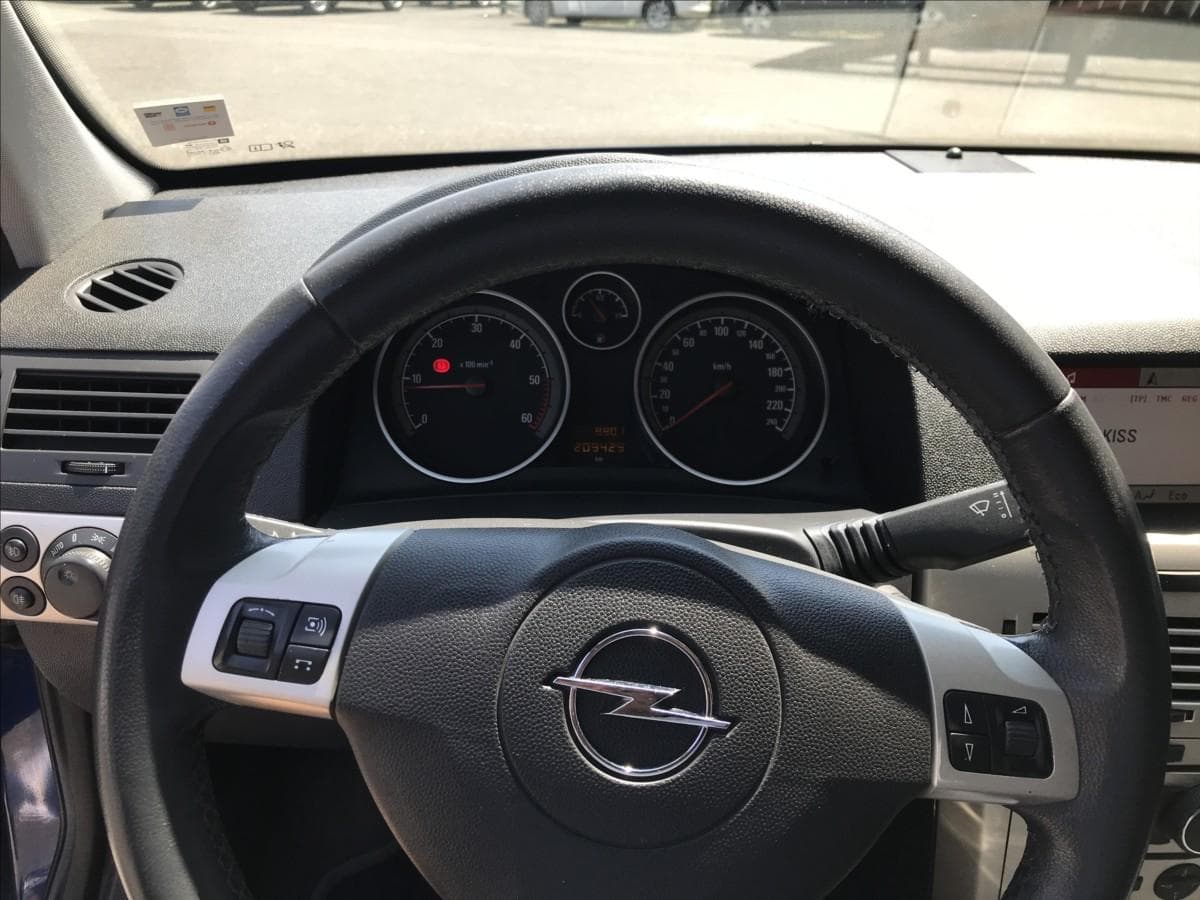 2007 Opel ASTRA - 9