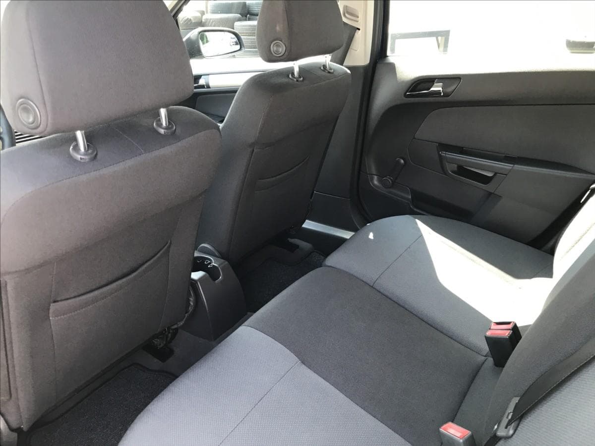 2007 Opel ASTRA - 7