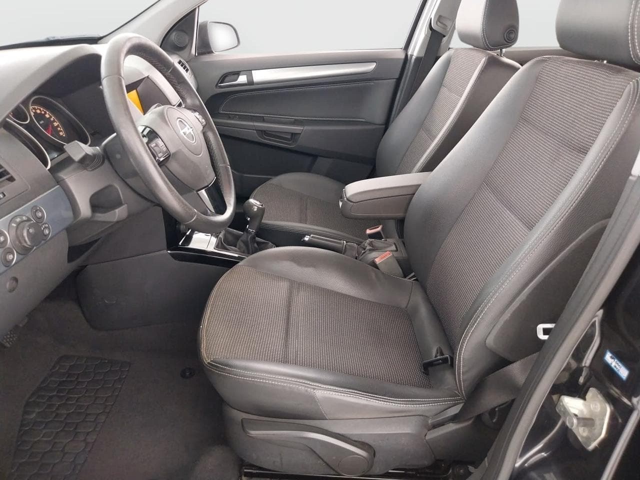 2008 Opel ASTRA - 16